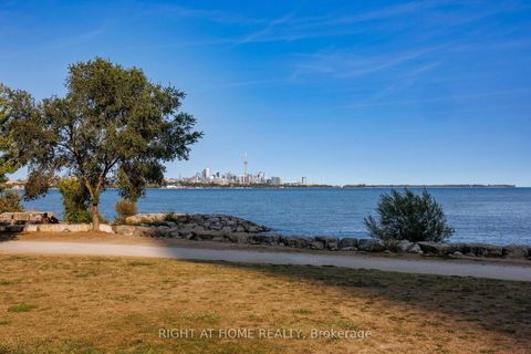 Photo 4 at 217 - 2119 Lake Shore Boulevard W, Mimico, Toronto