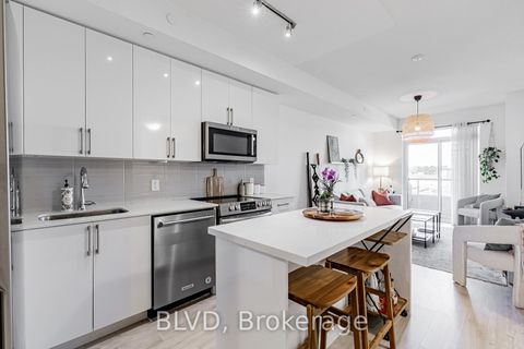 Photo 13 at 528 - 591 Sheppard Avenue E, Bayview Village, Toronto
