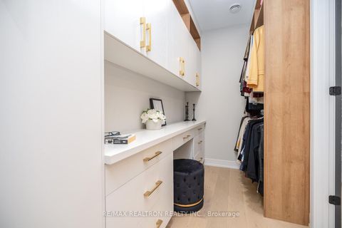 Photo 24 at 70 Collins Crescent, Aurora Heights, Aurora