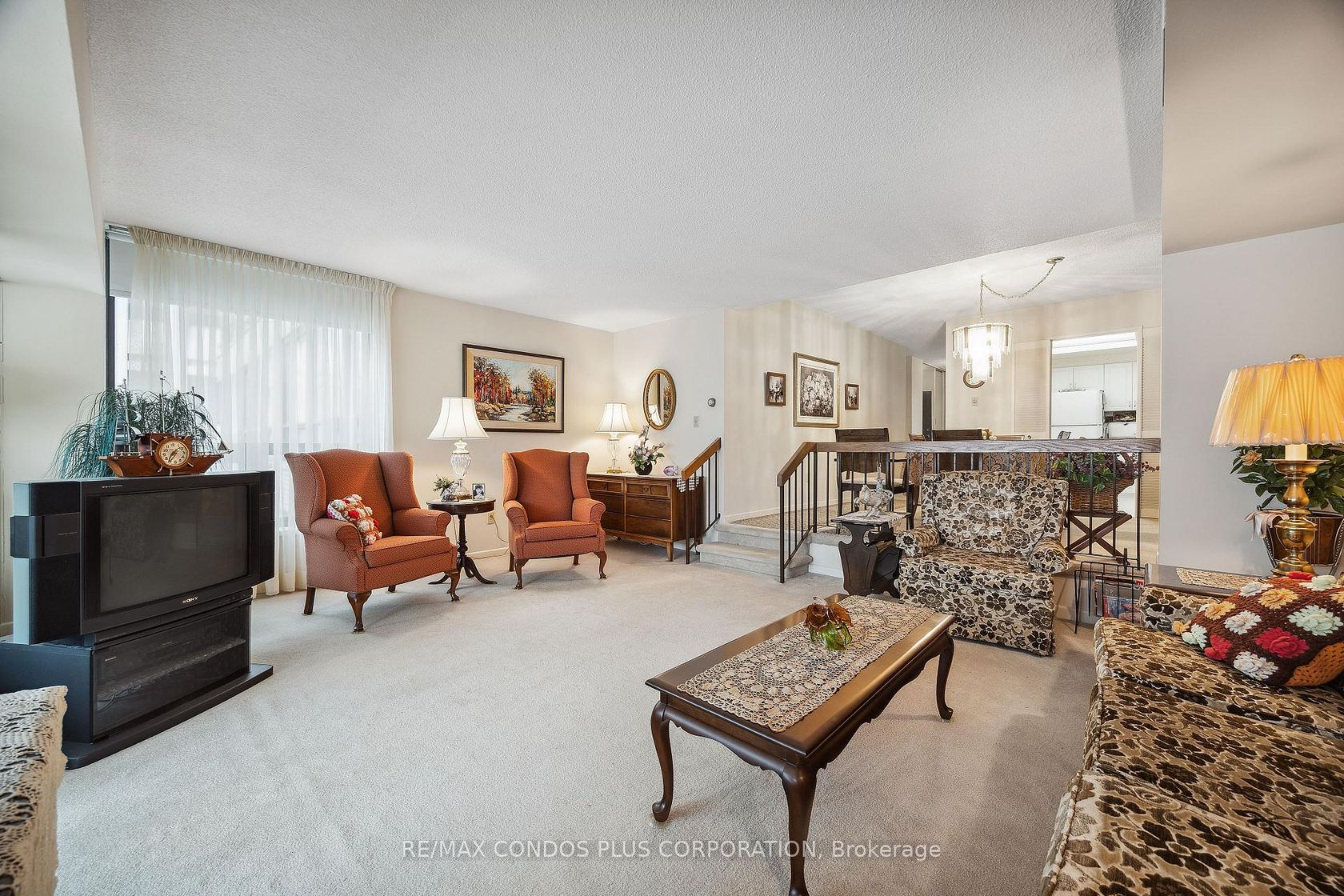 902 - 62 Wellesley Street W, Bay Street Corridor, Toronto 