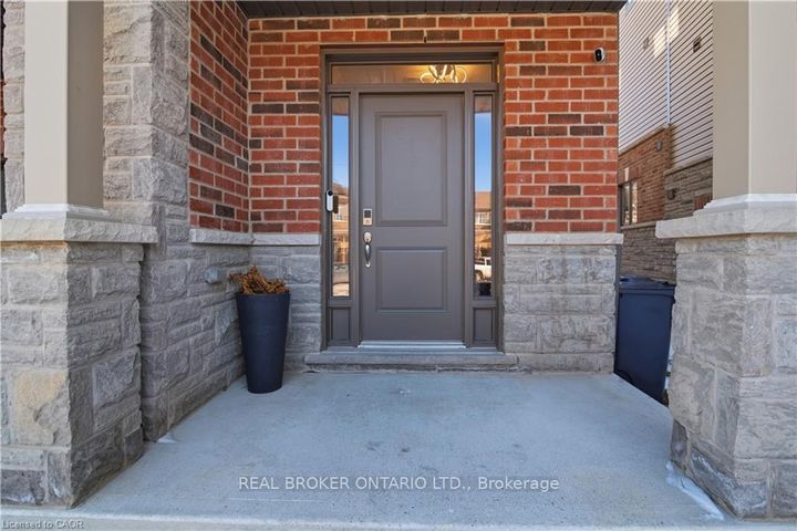 Photo 1 at 312 Humphrey Street, Waterdown, Hamilton