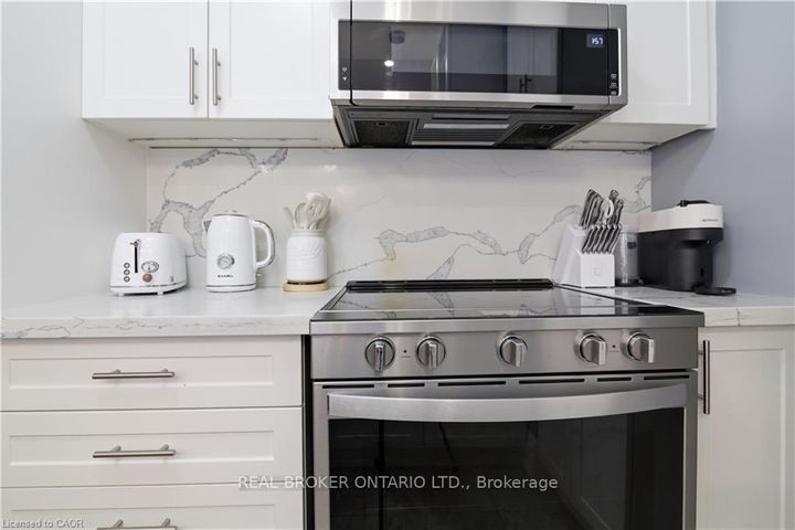 Photo 21 at 312 Humphrey Street, Waterdown, Hamilton