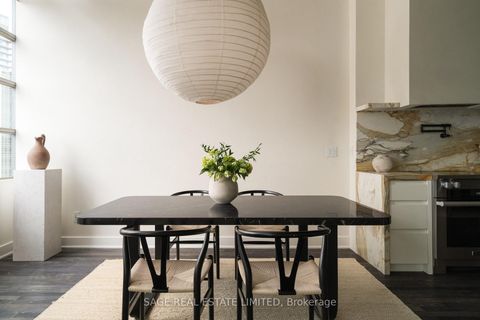 Photo 11 at 318 - 637 Lake Shore Boulevard W, Waterfront Communities C1, Toronto