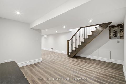 Photo 28 at 120 Northland Avenue, Smythe, Toronto