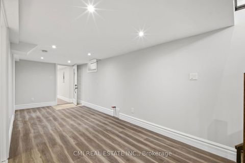 Photo 29 at 120 Northland Avenue, Smythe, Toronto