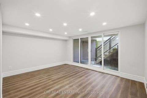 Photo 31 at 120 Northland Avenue, Smythe, Toronto