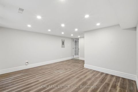 Photo 32 at 120 Northland Avenue, Smythe, Toronto