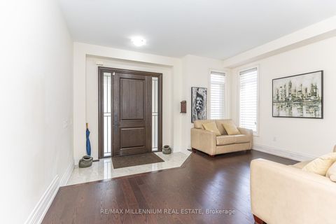 Photo 4 at 11 Algoma Drive, Kleinburg, Vaughan