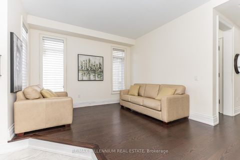 Photo 6 at 11 Algoma Drive, Kleinburg, Vaughan