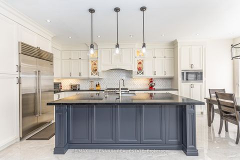 Photo 19 at 11 Algoma Drive, Kleinburg, Vaughan