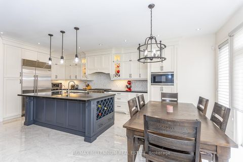 Photo 20 at 11 Algoma Drive, Kleinburg, Vaughan