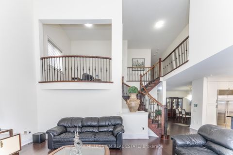 Photo 37 at 11 Algoma Drive, Kleinburg, Vaughan