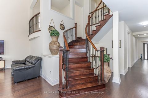 Photo 38 at 11 Algoma Drive, Kleinburg, Vaughan