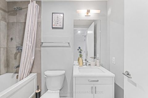 Photo 9 at 904 - 39 Brant Street, Waterfront Communities C1, Toronto