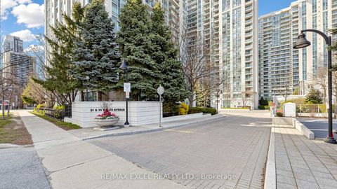 Photo 9 at 916 - 35 Bales Avenue, Willowdale East, Toronto