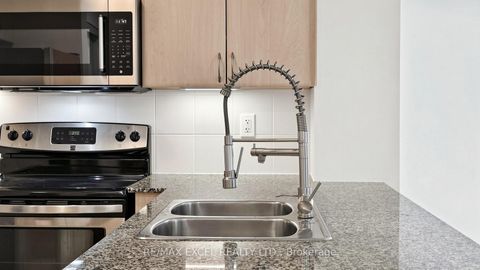 Photo 27 at 916 - 35 Bales Avenue, Willowdale East, Toronto