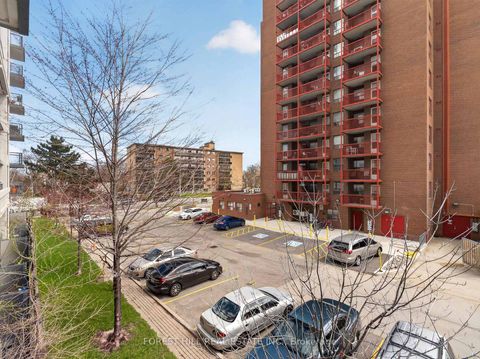 Photo 36 at 224 - 35 Saranac Boulevard, Lawrence, Toronto