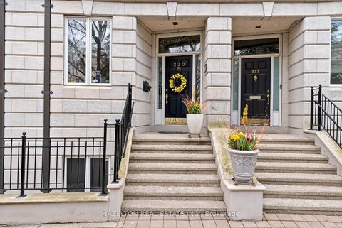 Photo 1 at 220 Walmer Road, Casa Loma, Toronto
