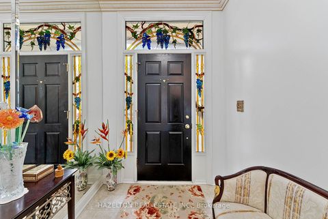 Photo 2 at 220 Walmer Road, Casa Loma, Toronto