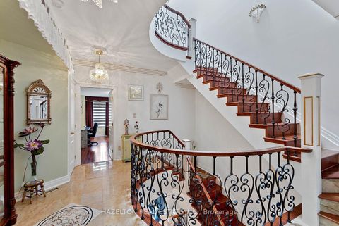 Photo 22 at 220 Walmer Road, Casa Loma, Toronto