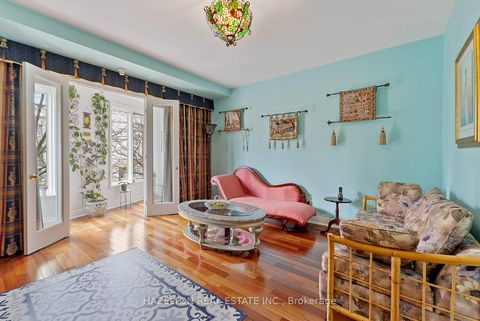 Photo 24 at 220 Walmer Road, Casa Loma, Toronto