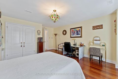 Photo 31 at 220 Walmer Road, Casa Loma, Toronto