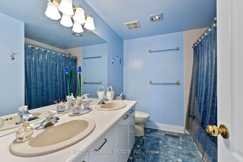 Photo 32 at 220 Walmer Road, Casa Loma, Toronto
