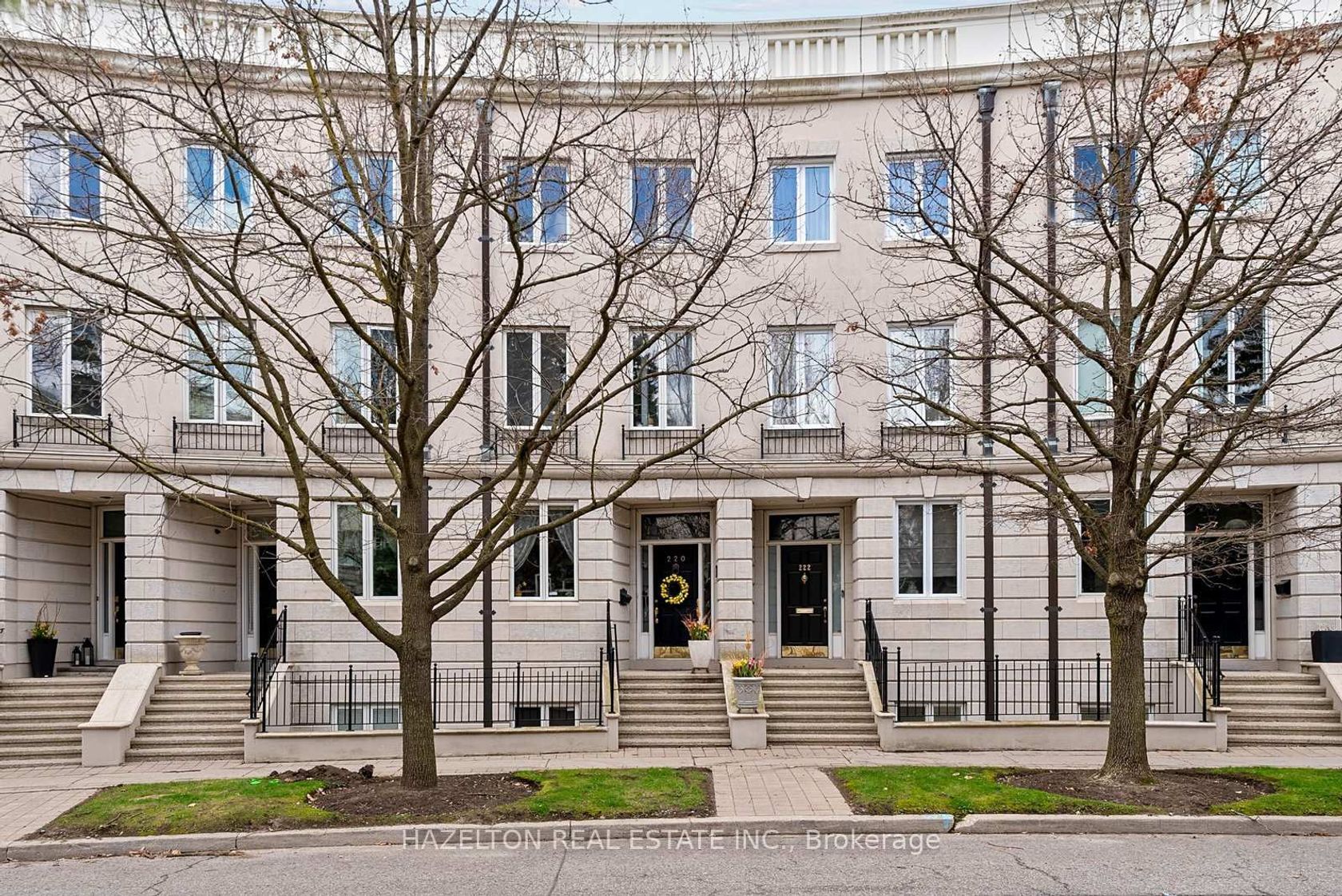 220 Walmer Road, Casa Loma, Toronto by Loree Meneguzzi Real Estate 220 Walmer Road, Casa Loma, Toronto