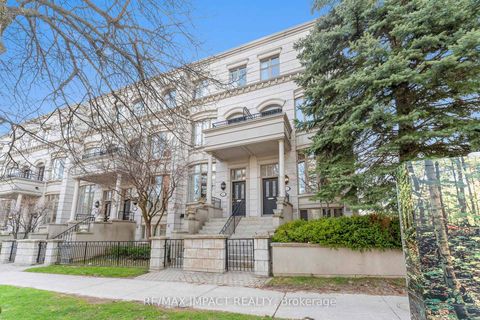 Photo 1 at 13 - 260 Russell Hill Road, Casa Loma, Toronto