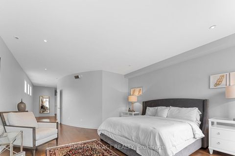 Photo 22 at 13 - 260 Russell Hill Road, Casa Loma, Toronto