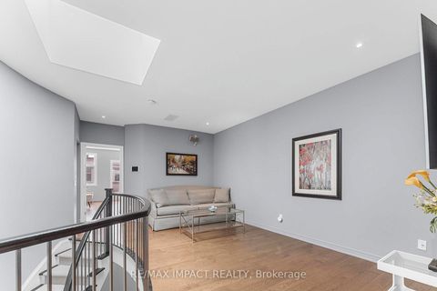 Photo 35 at 13 - 260 Russell Hill Road, Casa Loma, Toronto
