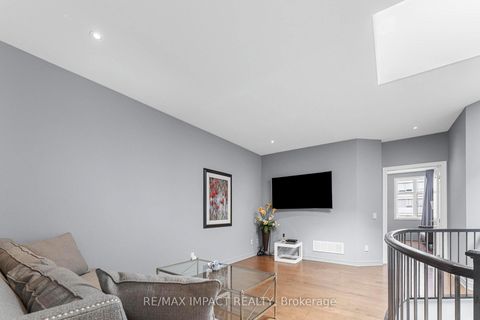 Photo 36 at 13 - 260 Russell Hill Road, Casa Loma, Toronto