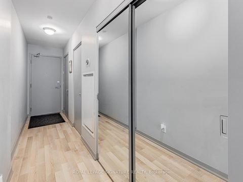 Photo 2 at 202 - 51 East Liberty Street, Niagara, Toronto