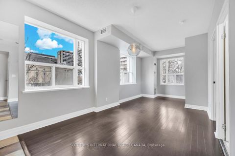 Photo 7 at 207 - 70 Alexander Street, Yonge Corridor, Toronto