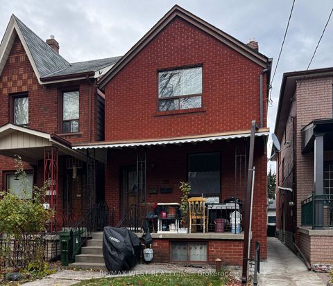 Photo 0 at 407 Concord Avenue, Junction, Toronto