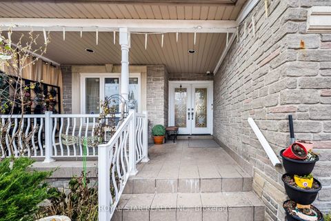 Photo 4 at 40 Oakdale Road, Maple, Vaughan