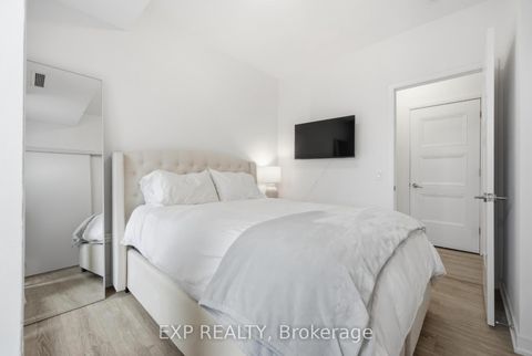 Photo 19 at 404 - 25 neighbourhood Lane, Queensway, Toronto