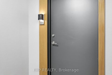 Photo 32 at 404 - 25 neighbourhood Lane, Queensway, Toronto