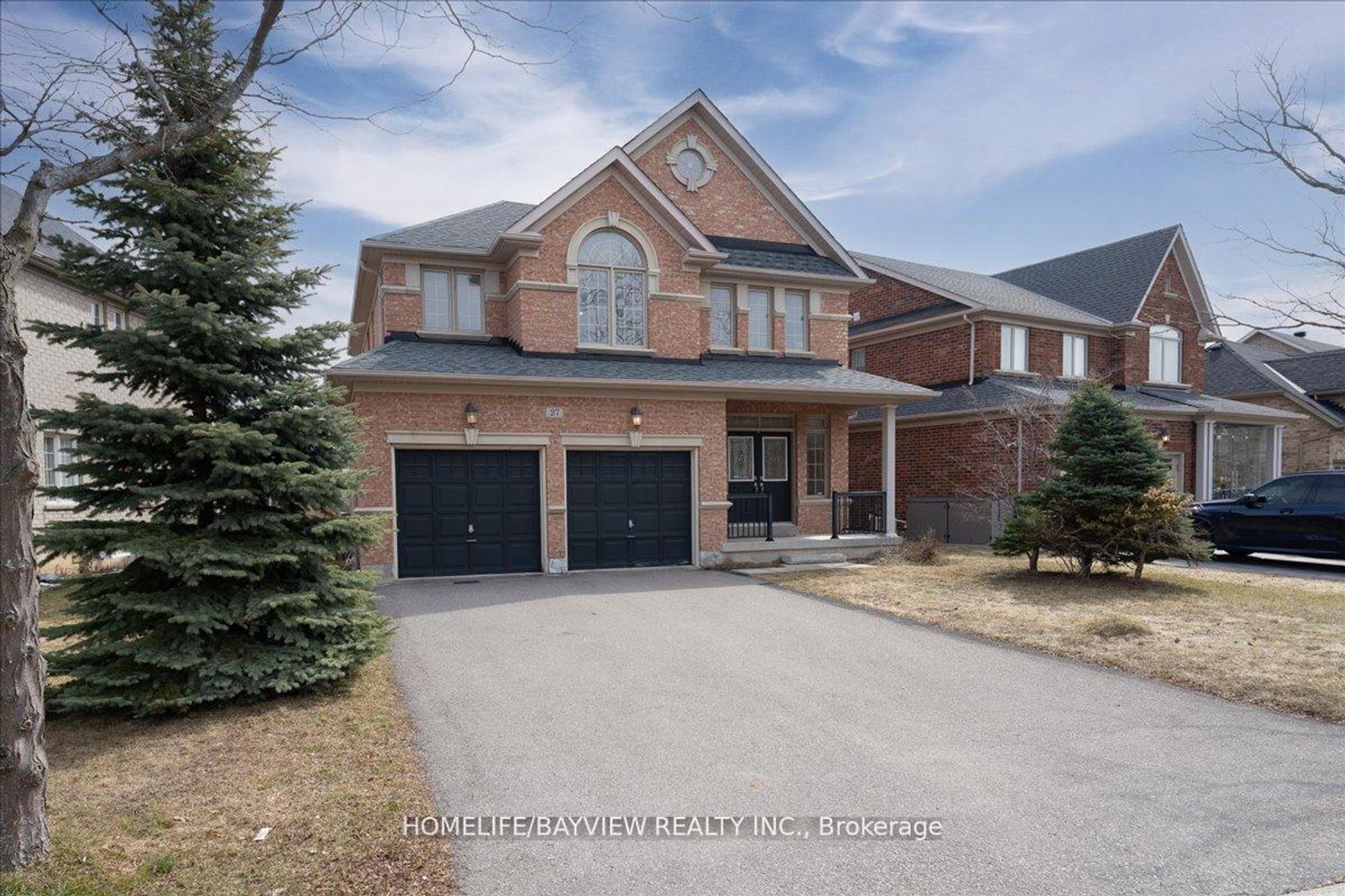 27 Donzi Lane, Patterson, Vaughan photo number 2