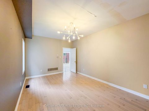Photo 4 at 1383 Dallman Street, Lefroy, Innisfil
