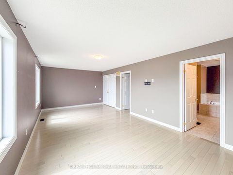 Photo 9 at 1383 Dallman Street, Lefroy, Innisfil