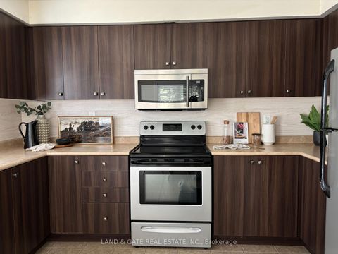 Photo 5 at 495 Mearns Avenue, Bowmanville, Clarington