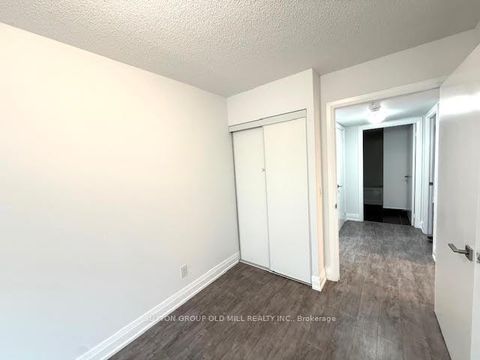 Photo 7 at W804 - 565 Wilson Avenue W, Clanton Park, Toronto