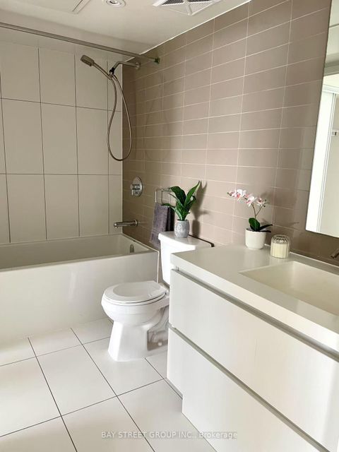 Photo 10 at 2908 - 75 Queens Wharf Road, Waterfront Communities C1, Toronto