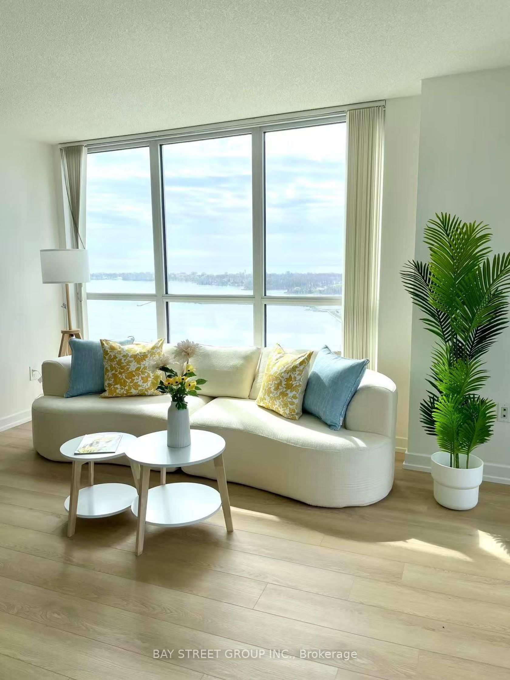 2908 - 75 Queens Wharf Road, Waterfront Communities C1, Toronto photo number 2
