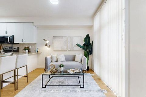 Photo 3 at 53 - 19 Eldora Avenue, Newtonbrook West, Toronto