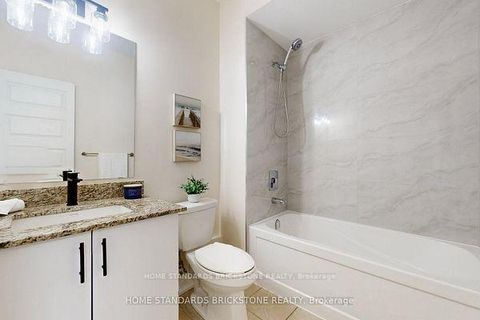 Photo 20 at 53 - 19 Eldora Avenue, Newtonbrook West, Toronto