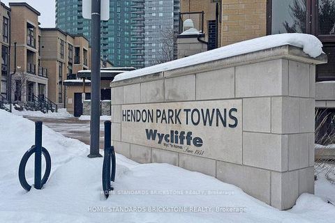 Photo 27 at 53 - 19 Eldora Avenue, Newtonbrook West, Toronto