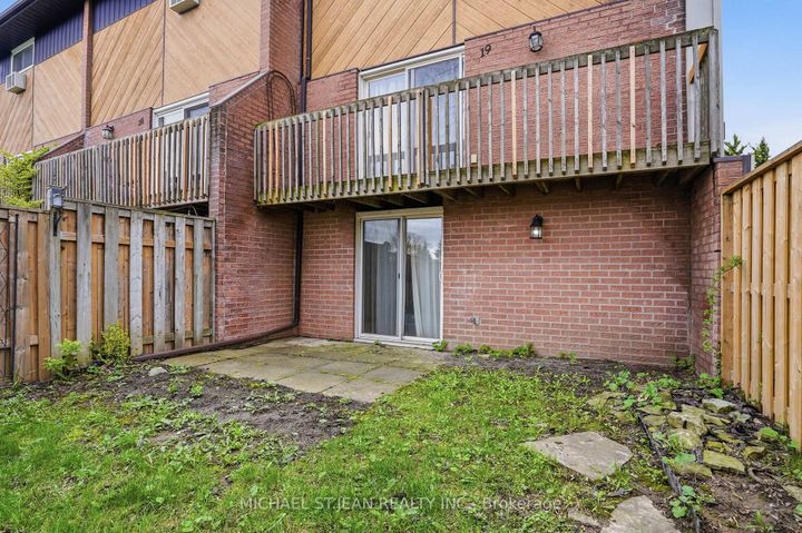 Photo 43 at 19 - 445 Stone Church Road W, Falkirk, Hamilton