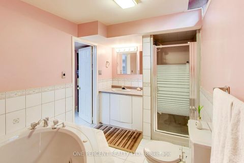 Photo 33 at 96 Brookmill Drive, Brownridge, Vaughan